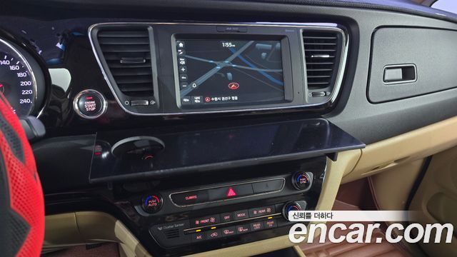 Kia Carnival 9-Seater Noblesse Special 2018 — фото 13