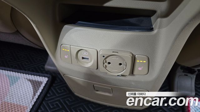 Kia Carnival 9-Seater Noblesse Special 2018 — фото 34