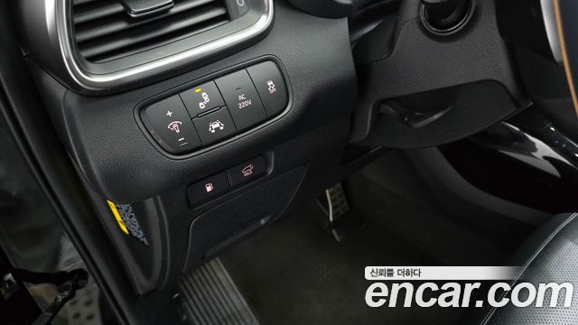 Kia Sorento Diesel 2.2 2WD Noblesse Special 2018 — фото 19