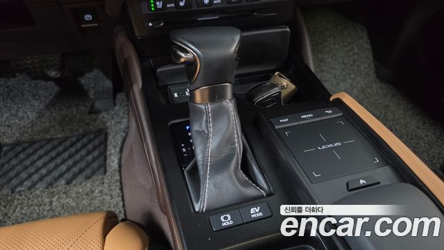 Lexus ES300h (VII) Luxury 2019 — фото 9