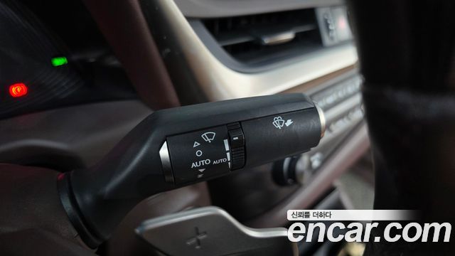 Lexus ES300h (VII) Luxury 2019 — фото 33