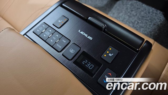 Lexus ES300h (VII) Luxury 2019 — фото 38
