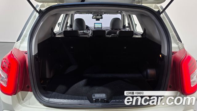 KG Mobility (SsangYong) Tivoli Air 1.6 IX 2WD 2017 — фото 19