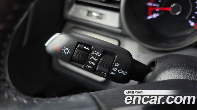 KG Mobility (SsangYong) Tivoli Air 1.6 IX 2WD 2017 — фото 30