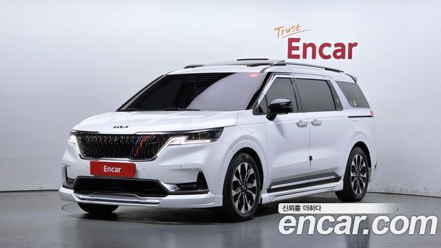 Kia Carnival (IV) Gasoline 7-Seater Signature