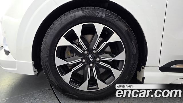 Kia Carnival (IV) Gasoline 7-Seater Signature 2021 — фото 5