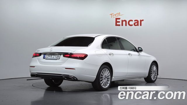 Mercedes-Benz E-Class (W213) E250 Exclusive 2023 — фото 2