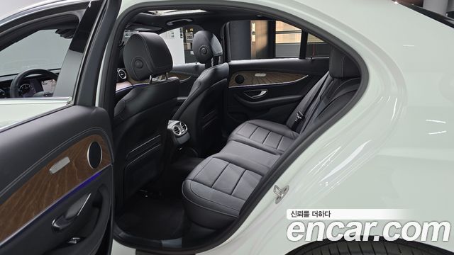 Mercedes-Benz E-Class (W213) E250 Exclusive 2023 — фото 11