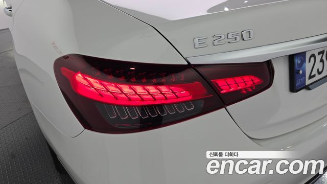 Mercedes-Benz E-Class (W213) E250 Exclusive 2023 — фото 23