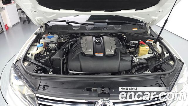Volkswagen Touareg V6 3.0 TDI Bluemotion 7P5 2016 — фото 6