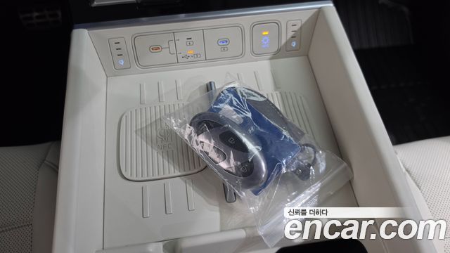 Hyundai Santa Fe (MX5) HEV 1.6 4WD Calligraphy 2025 — фото 19