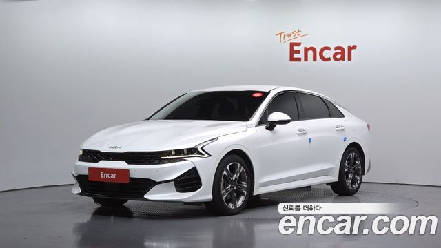 Kia K5 (III) 2.0 Prestige 2023 — фото 1