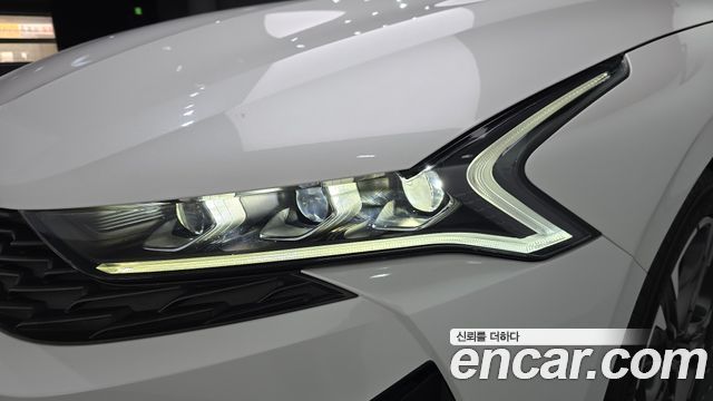 Kia K5 (III) 2.0 Prestige 2023 — фото 22