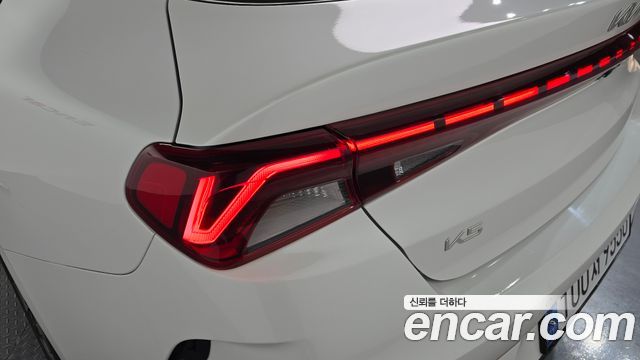 Kia K5 (III) 2.0 Prestige 2023 — фото 23