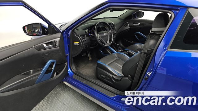 Hyundai Veloster T-GDi Extreme 2013 — фото 10