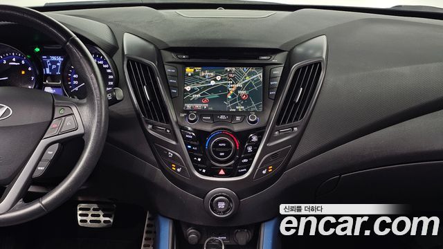 Hyundai Veloster T-GDi Extreme 2013 — фото 14