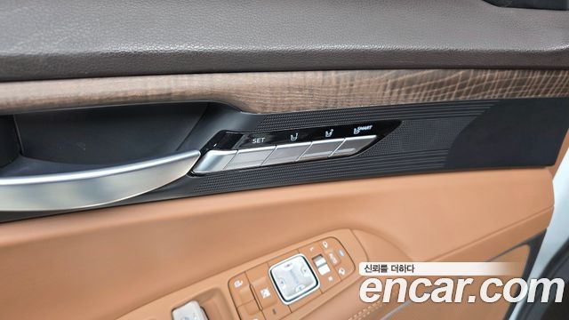 Genesis G90 3.8 AWD Luxury 2021 — фото 11
