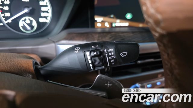 Genesis G90 3.8 AWD Luxury 2021 — фото 17