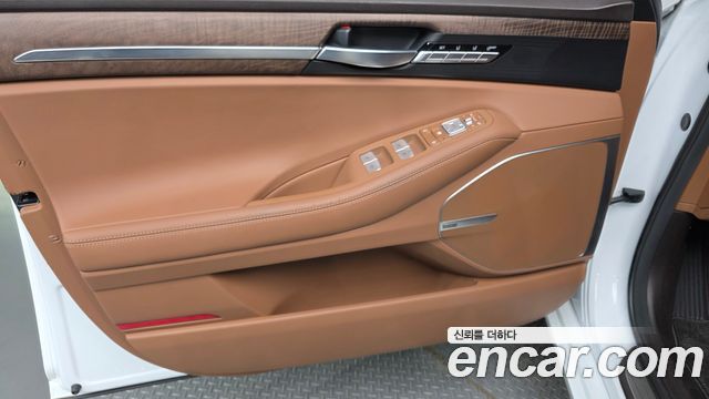 Genesis G90 3.8 AWD Luxury 2021 — фото 24