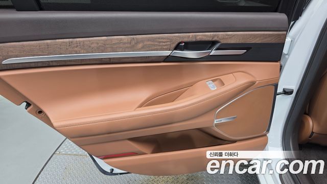 Genesis G90 3.8 AWD Luxury 2021 — фото 25