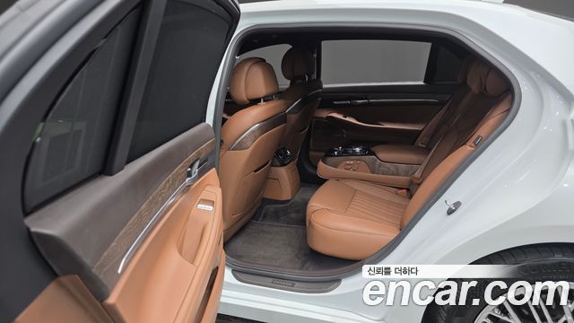 Genesis G90 3.8 AWD Luxury 2021 — фото 32