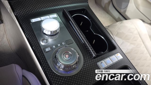 Genesis G80 (RG3) Gasoline 2.5 Turbo AWD 2025 — фото 9