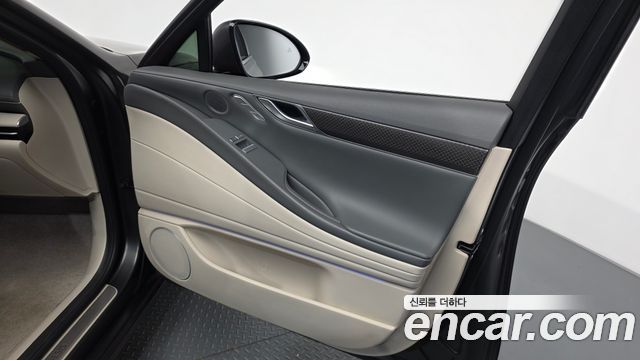 Genesis G80 (RG3) Gasoline 2.5 Turbo AWD 2025 — фото 24