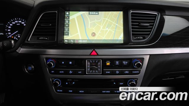 Genesis G80 3.3 GDI AWD Premium Luxury 2017 — фото 14
