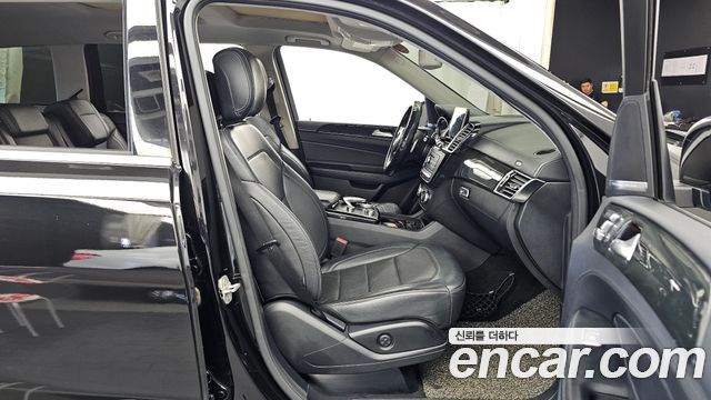 Mercedes-Benz GLS-Class (X166) GLS350 d 4MATIC 2017 — фото 11