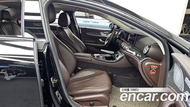 Mercedes-Benz CLS-Class (C257) CLS300d AMG Line 2020 — фото 11