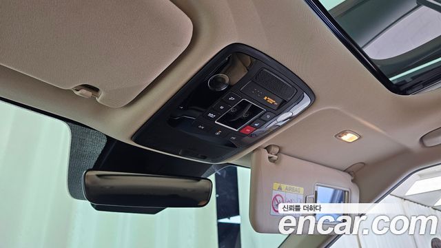 Kia Carnival (IV) Gasoline 7-Seater Outdoor Noblesse 2023 — фото 17