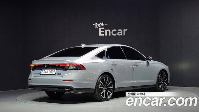 Honda Accord (XI) 2.0 Hybrid Touring 2023 — фото 2