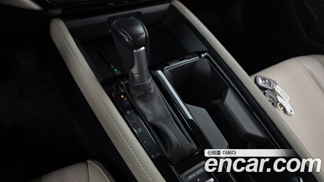 Honda Accord (XI) 2.0 Hybrid Touring 2023 — фото 9