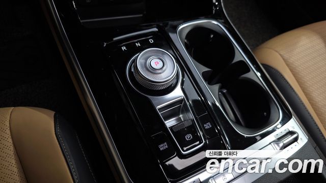 Kia Carnival (IV) Gasoline 9-Seater Signature 2023 — фото 9