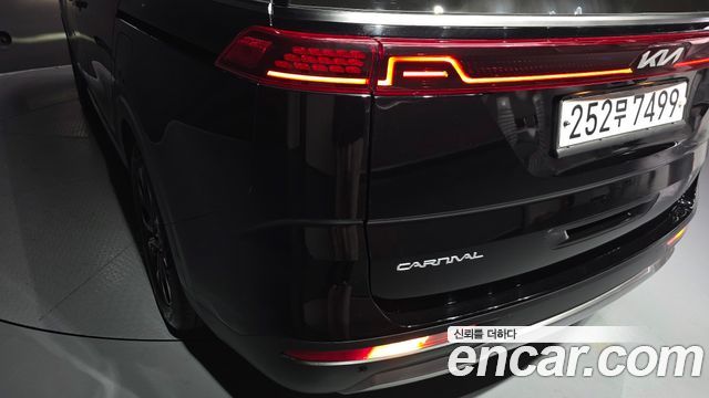 Kia Carnival (IV) Gasoline 9-Seater Signature 2023 — фото 23