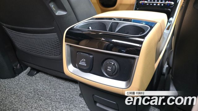 Kia Carnival (IV) Gasoline 9-Seater Signature 2023 — фото 35