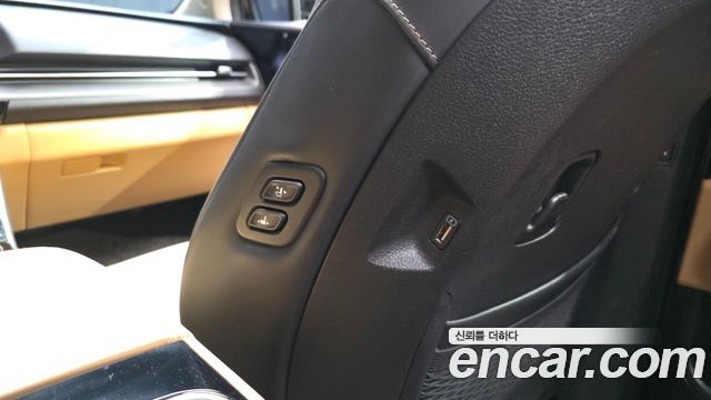 Kia Carnival (IV) Gasoline 9-Seater Signature 2023 — фото 36