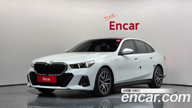 BMW 5 Series (G60) 520i M Sport 2025 — фото 1