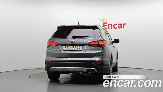 Hyundai Santa Fe (DM) Diesel(e-VGT) 2.0 2WD Premium 2013 — фото 4