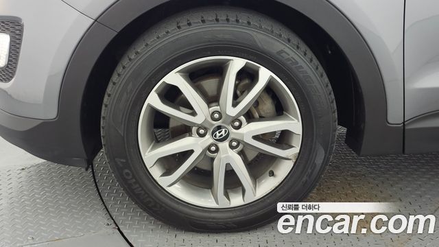 Hyundai Santa Fe (DM) Diesel(e-VGT) 2.0 2WD Premium 2013 — фото 5