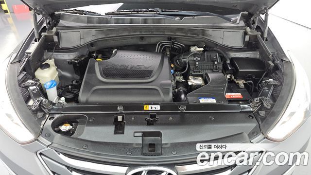 Hyundai Santa Fe (DM) Diesel(e-VGT) 2.0 2WD Premium 2013 — фото 6