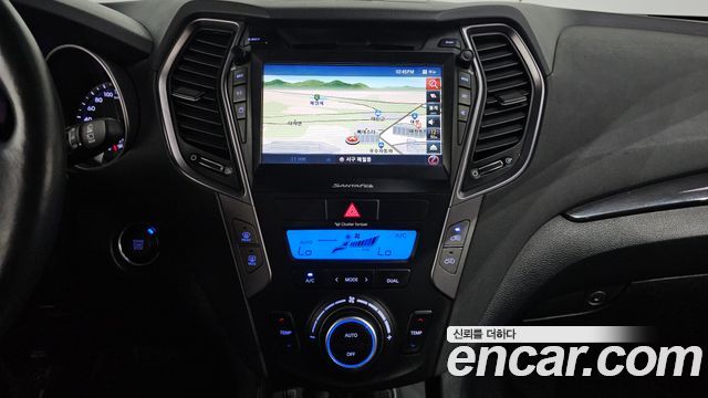 Hyundai Santa Fe (DM) Diesel(e-VGT) 2.0 2WD Premium 2013 — фото 12