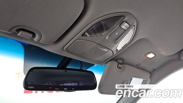 Hyundai Santa Fe (DM) Diesel(e-VGT) 2.0 2WD Premium 2013 — фото 18