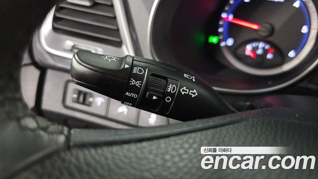 Hyundai Santa Fe (DM) Diesel(e-VGT) 2.0 2WD Premium 2013 — фото 29