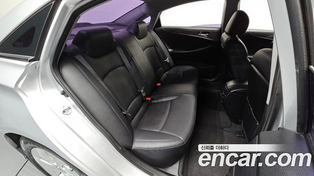 Hyundai Sonata Hybrid 2.0 Smart 2014 — фото 11
