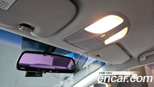 Hyundai Sonata Hybrid 2.0 Smart 2014 — фото 16