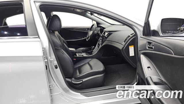 Hyundai Sonata Hybrid 2.0 Smart 2014 — фото 26