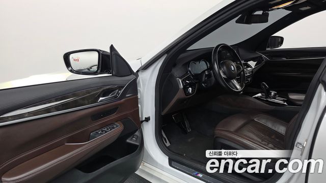 BMW 6 Series GT (G32) 630d xDrive M Sport 2018 — фото 10