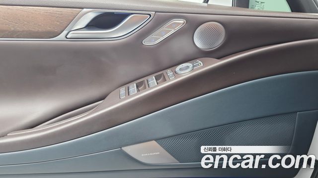 Genesis G80 (RG3) Gasoline 2.5 Turbo AWD 2025 — фото 19