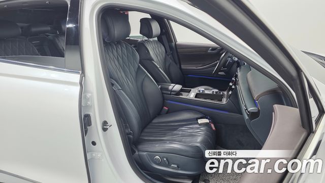 Genesis G80 (RG3) Gasoline 2.5 Turbo AWD 2025 — фото 26